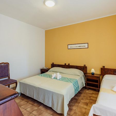 Malaspina Hotel & Resort Bosa Εξωτερικό φωτογραφία
