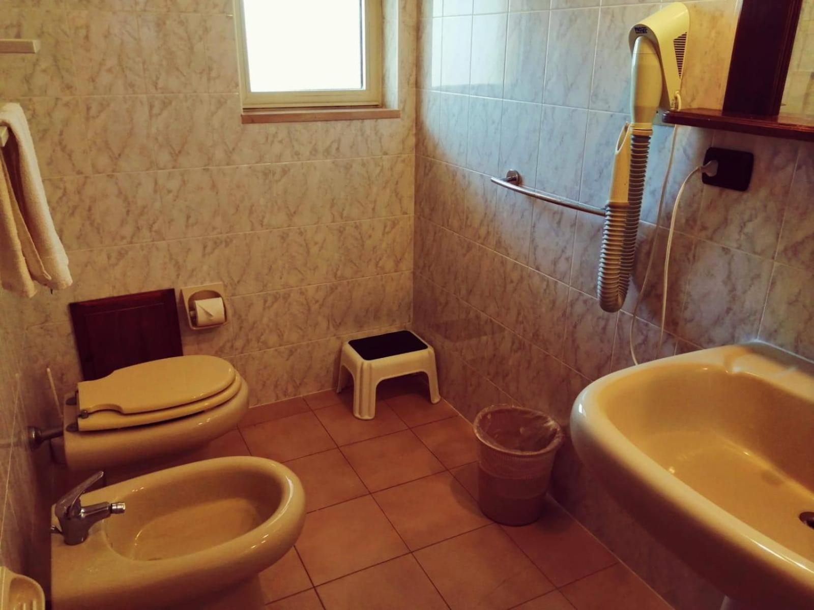 Malaspina Hotel & Resort Bosa Εξωτερικό φωτογραφία