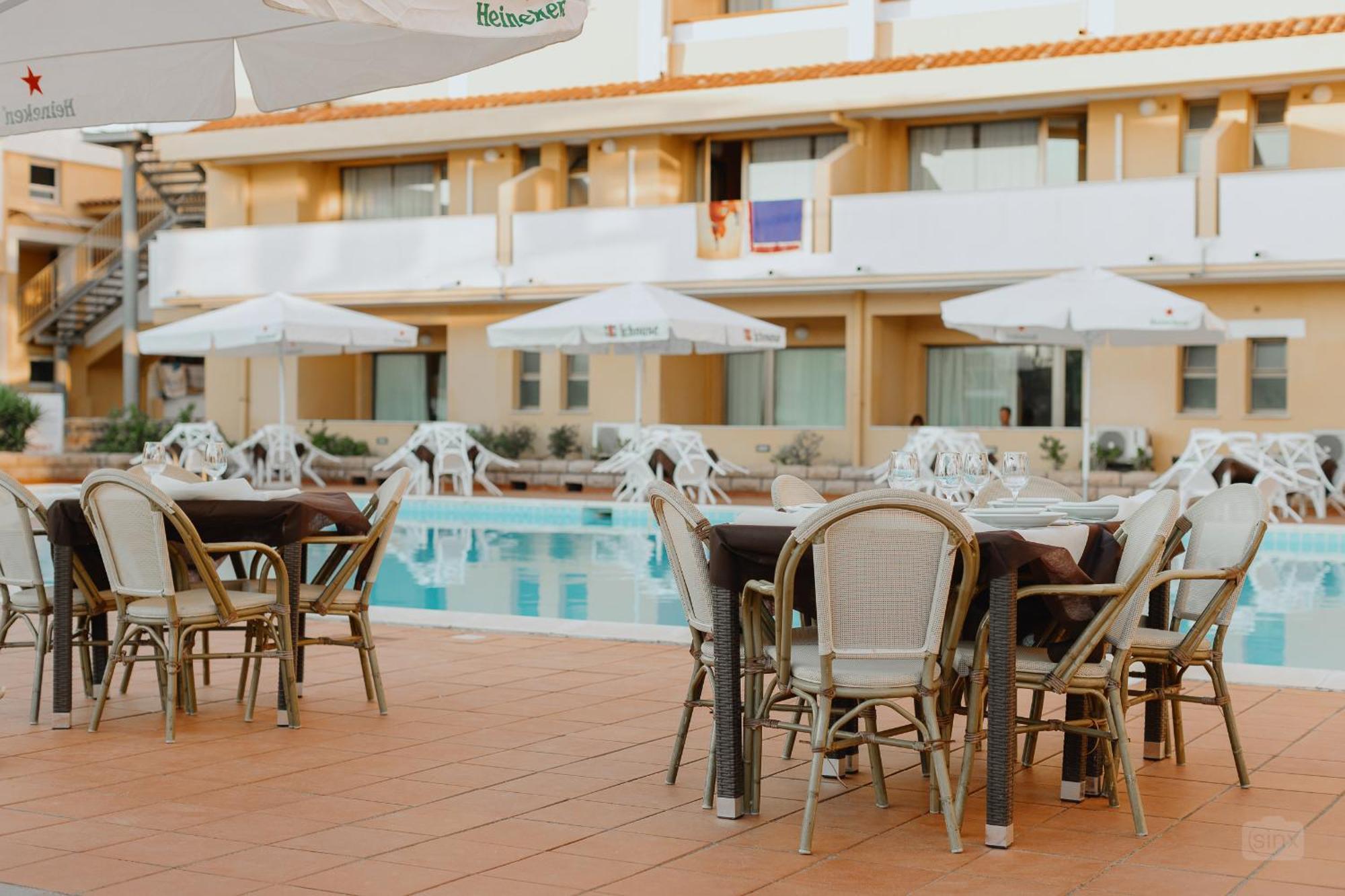 Malaspina Hotel & Resort Bosa Εξωτερικό φωτογραφία
